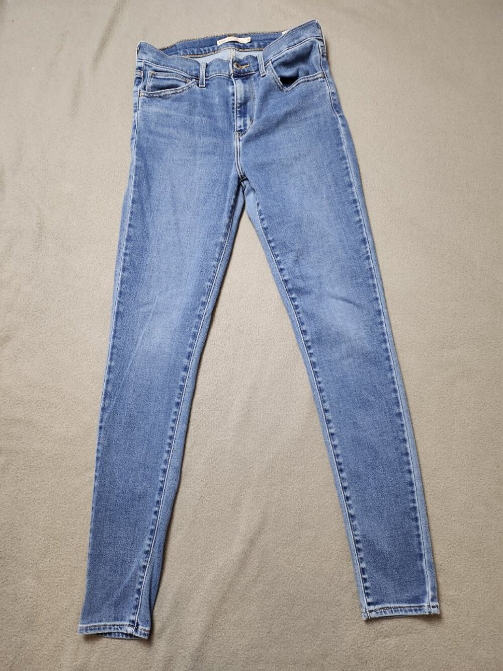 Levi's 720 High Rise Super Skinny Jeans Medium Blue Wash Women's Size 28